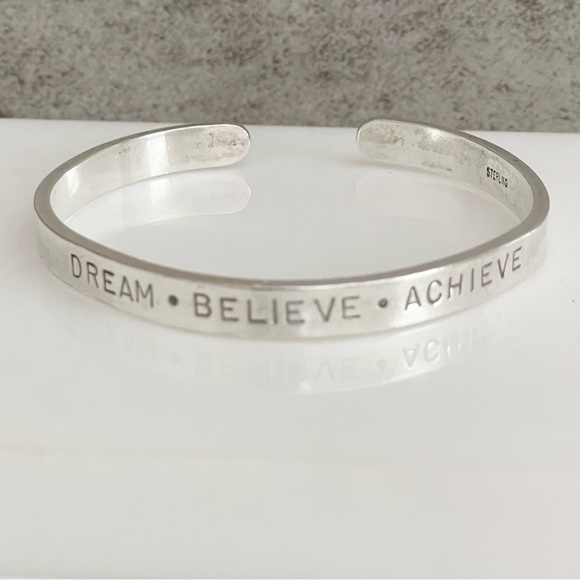 Dream Believe Achieve Cuff 21 grams 925 Sterling Silver Bracelet Inspirational